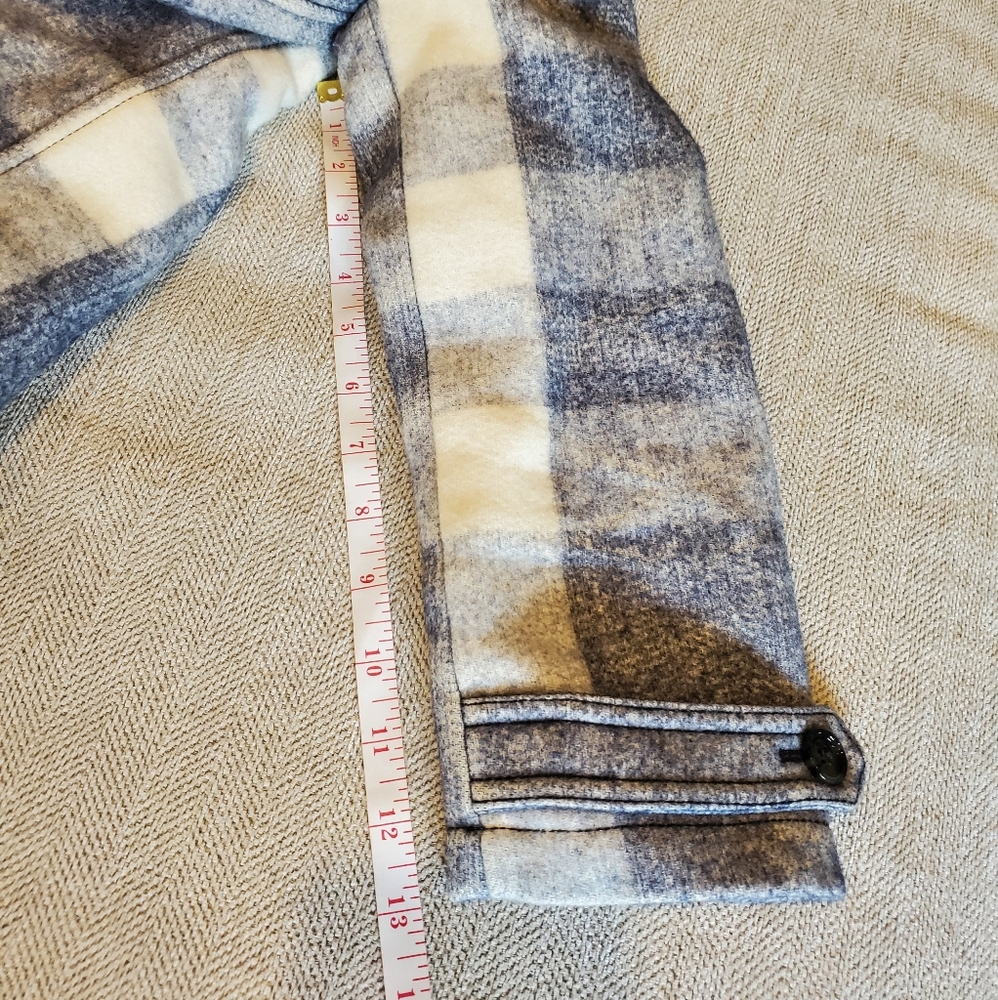 HOST PICK Burberry jacket kids 10y - Picture 12 of 16